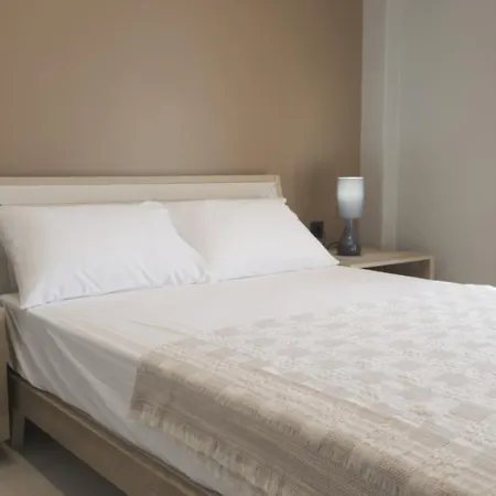 Bright 1-br Close To The Sea With Pool Access F-4 38