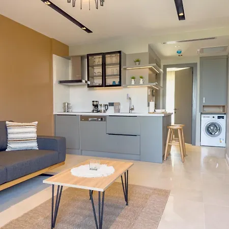 Bright 1-br Close To The Sea With Pool Access F-4 38 Appartamento Ayvalı